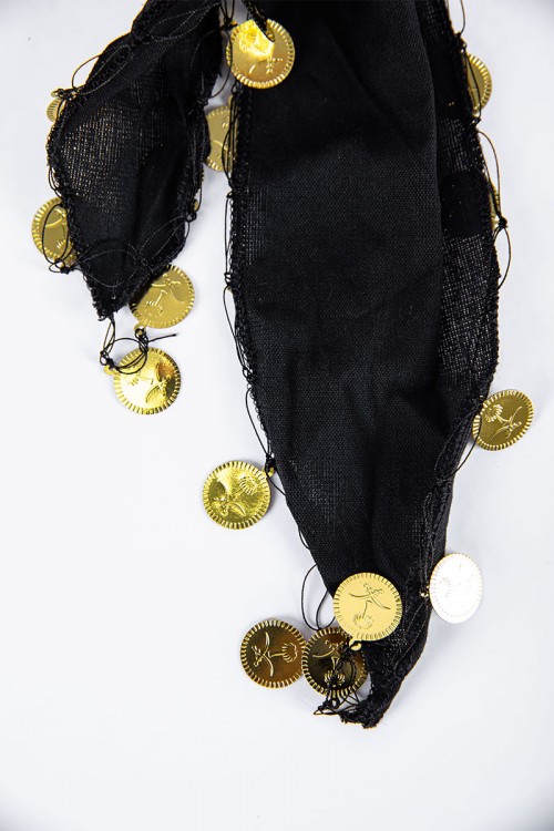 حزام أو ربطة شعر تراثية لون أسود مزينة بجنيهات ذهبية