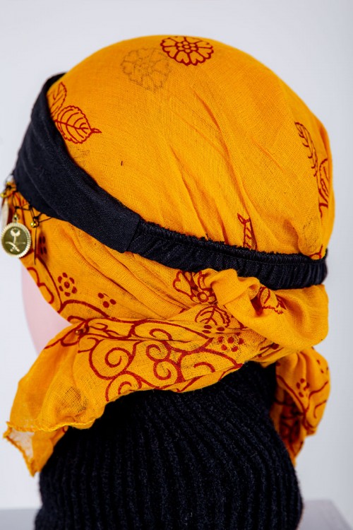 ربطة شعر تراثية ملونة مزينة بجنيهات ذهبية