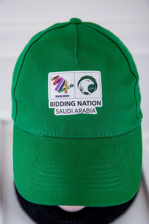 كاب كأس العالم 2034 لون أخضر