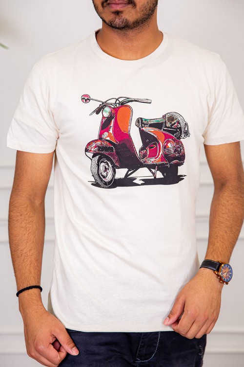 تيشيرت رجالي لون أبيض برسومات من الأمام