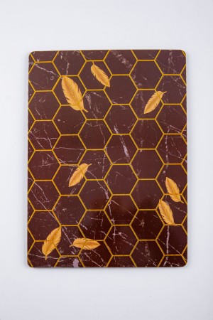 صحن تقديم خشبي ثلاث قطع لون بني مزين باللون الذهبي 