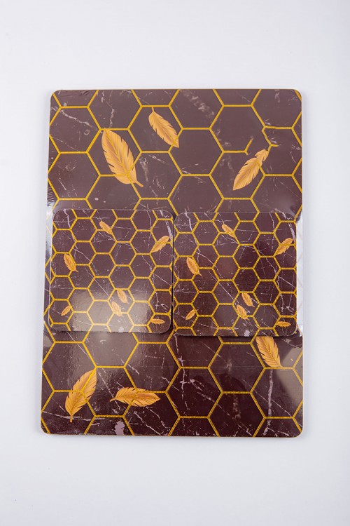 صحن تقديم خشبي ثلاث قطع لون بني مزين باللون الذهبي