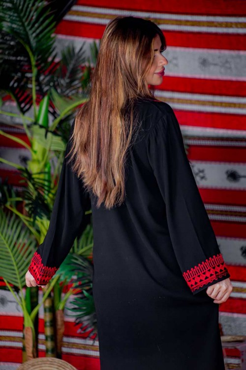 جلابية نسائية عسيري لون أسود بتطريز تراثي ملون