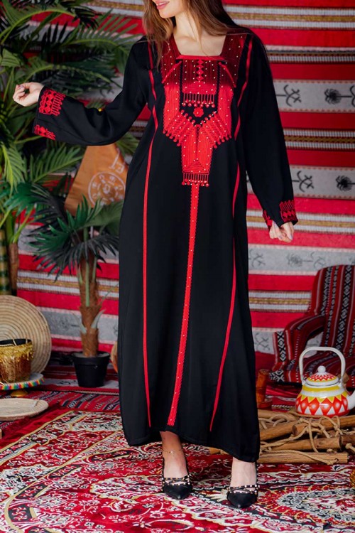 جلابية نسائية عسيري لون أسود بتطريز تراثي ملون