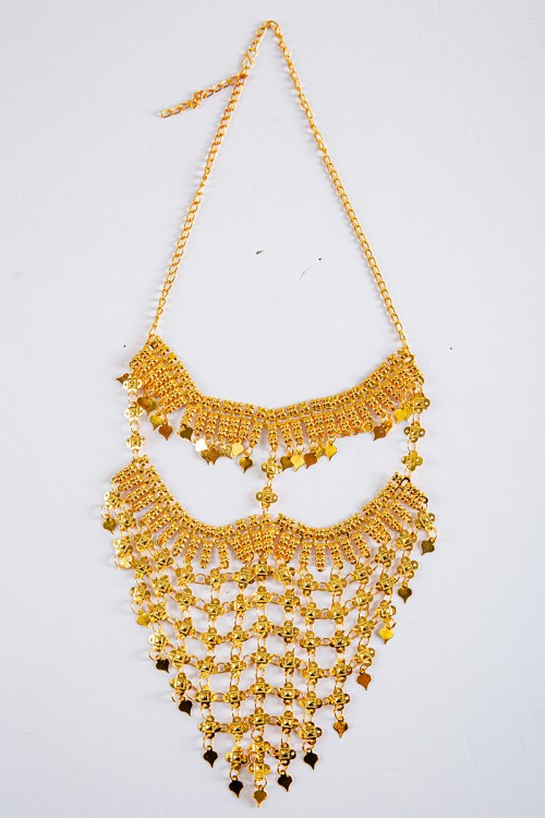 برقع نسائي لون ذهبي ليوم التأسيس