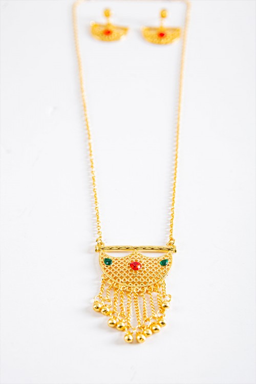 طقم تراثي سلس و حلق متدلي لون ذهبي