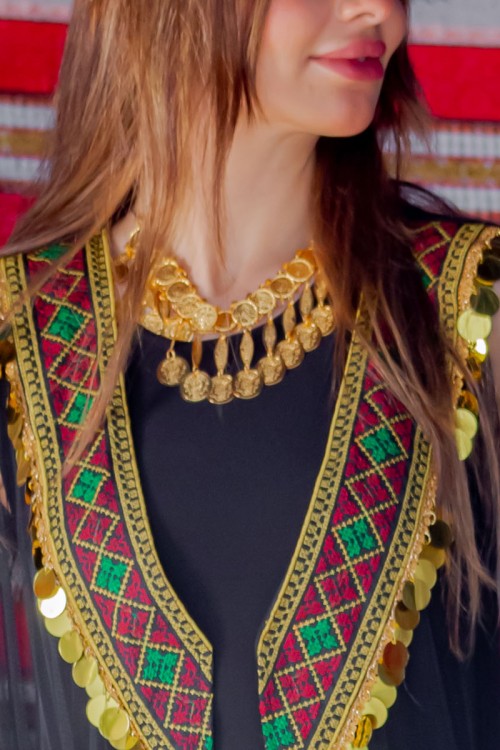 سلس متدلي بجنيهات ذهبية