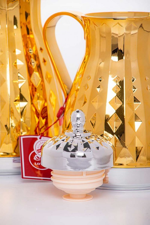 طقم 2 ترامس للقهوة و الشاي لون ذهبي و فضي حافظ للحرارة  بسعة 1.6 لتر