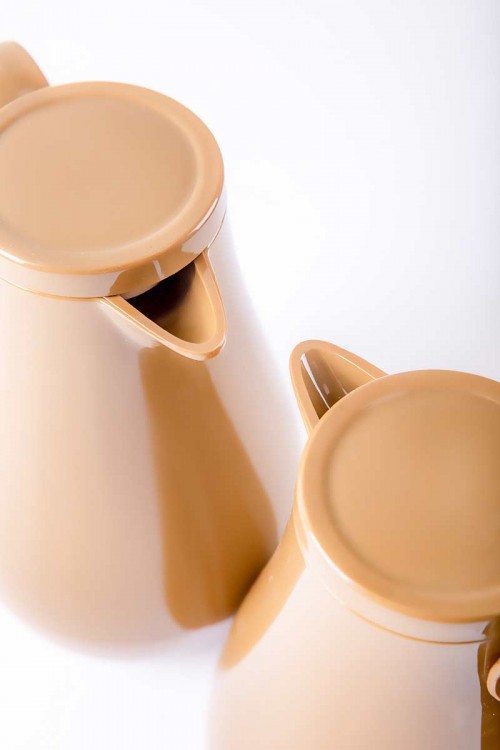 ترمس للقهوة و الشاي لون بيج غامق بسعة 1 لتر حافظ للحرارة