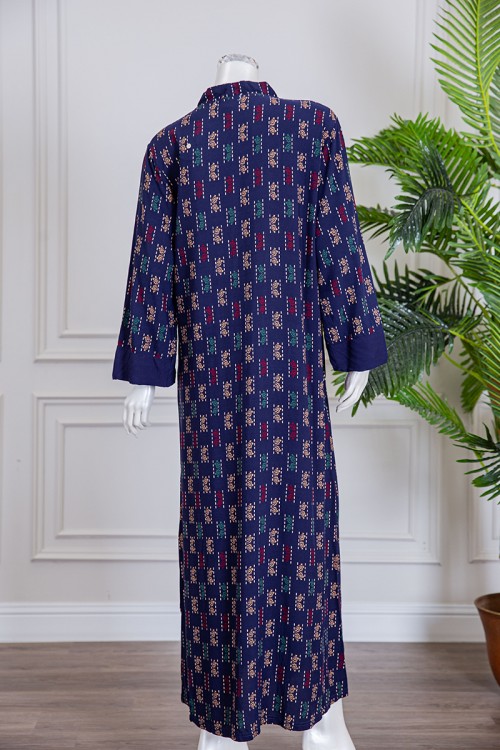 قميص نسائي طويل لون كحلي بياقة عالية مع تطريز ملون ذو أكمام طويلة