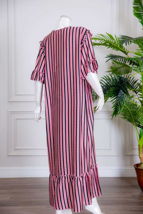 قميص نسائي طويل لون سماوي بياقة دائرية مشجر و بأزرار من الأمام ذو أكمام قصيرة