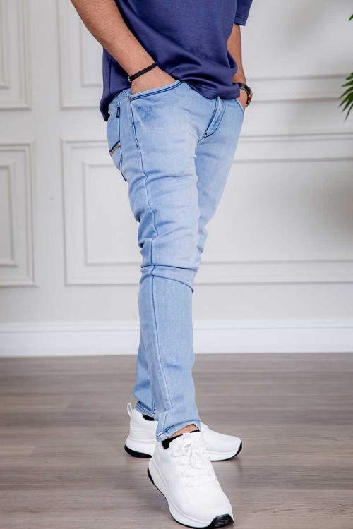 بنطلون رجالي جينز لون سماوي بجيوب من الجانبين و الخلف