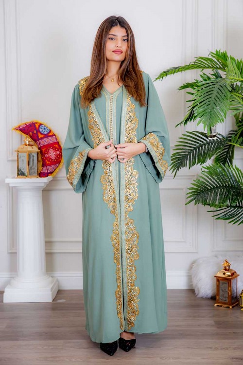 جلابية نسائية قطعتين لون تركواز فاتح بتطريز ذهبي من الأكمام و الأمام