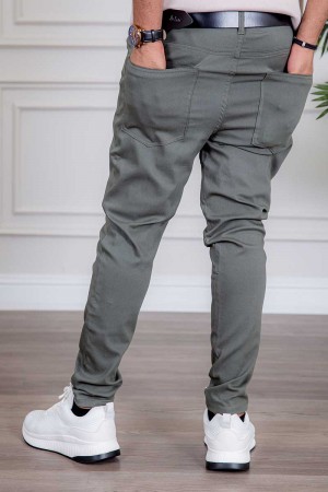 بنطلون رجالي لون رصاصي بجيوب من الجانبين و الخلف 