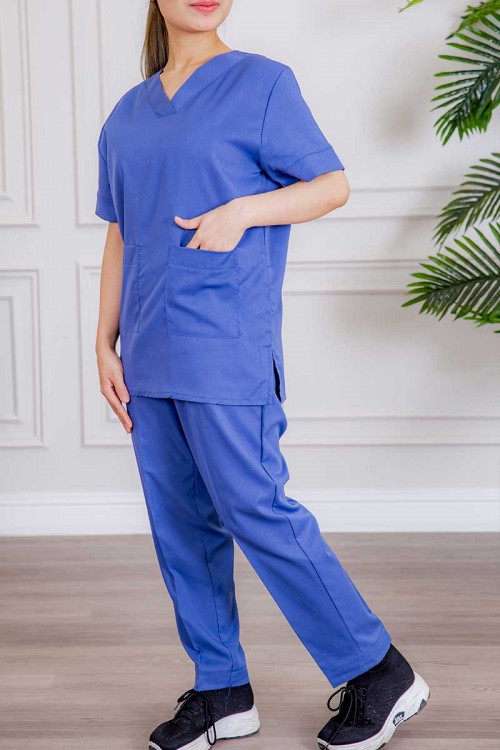 زي عاملة قطعتين متعددة الألوان بلوزة قصة سبعة بأكمام قصيرة و جيوب من الأمام و بنطلون طويل