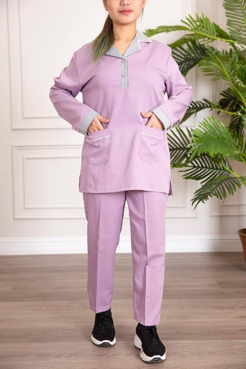 زي عاملة قطعتين متعددة الألوان بلوزة بياقة مطوية و جيوب و أزرار من الأمام ذو أكمام طويلة و بنطلون طويل