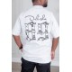 تيشيرت رجالي لون أبيض ياقة دائرية مزين بكتابات و طبعات من الأمام و الخلف