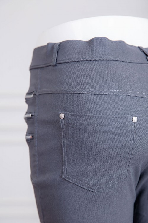 بنطلون نسائي متعدد الألوان بسحابات من الجانبين و جيوب من الخلف