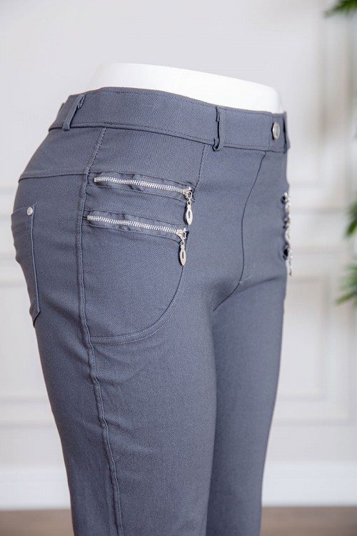 بنطلون نسائي متعدد الألوان بسحابات من الجانبين و جيوب من الخلف