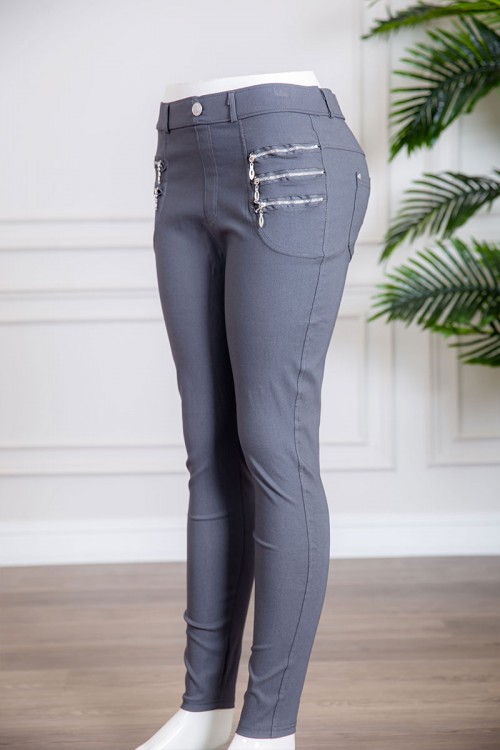 بنطلون نسائي متعدد الألوان بسحابات من الجانبين و جيوب من الخلف