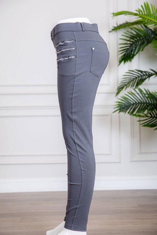 بنطلون نسائي متعدد الألوان بسحابات من الجانبين و جيوب من الخلف