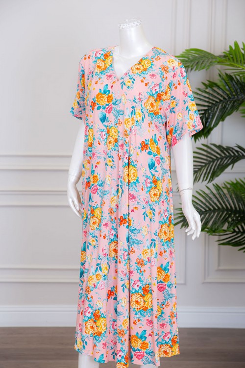 قميص نسائي متعدد الألوان مزين بطبعات من الورود بياقة سبعة و أكمام قصيرة