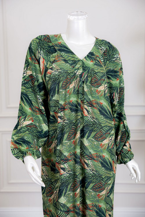 قميص نسائي جامبو طويل لون أخضر مشجر بياقة سبعة ذو أكمام طويلة بزم