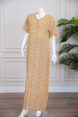 قميص نسائي طويل لون أصفر بياقة دائرية مزين بالورود ذو أكمام قصيرة 