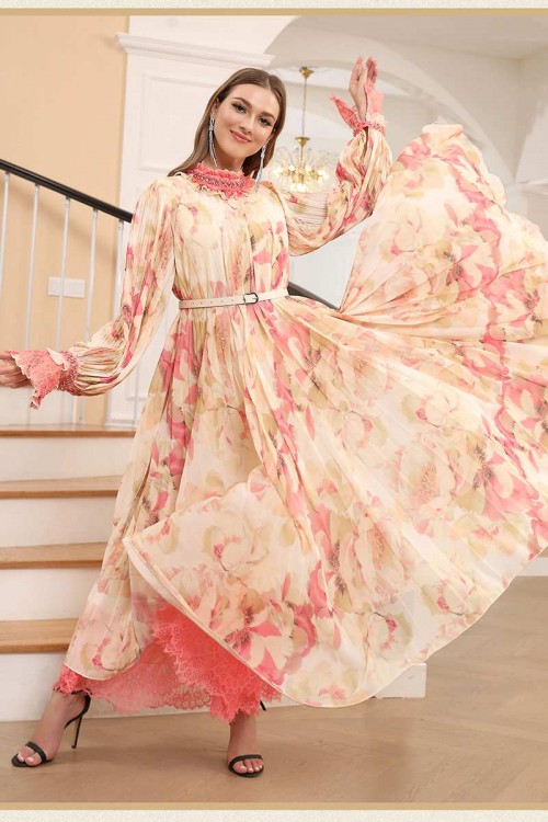 فستان نسائي لون كحلي بتدرجات لونية و قماش شيفون من الأعلى مزين باللؤلؤ و الفصوص و بخصر مزموم