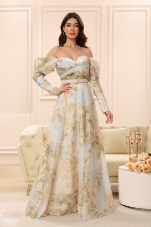 فستان نسائي طويل قماش مموج بأكمام طويلة و حزام في الخصر 