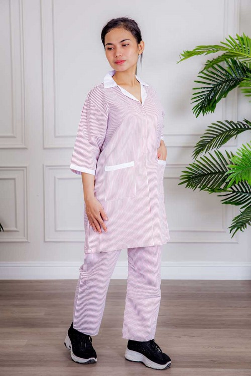 زي عاملة 3 قطع متعددة الألوان بلوزة طويلة بياقة مطوية و جيوب من الأمام ذو أكمام ميدي و بنطلون طويل و مريلة منفصلة