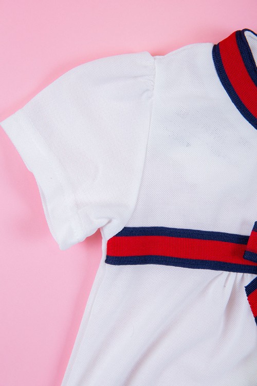 بيجامة بناتي قطعتين لون وردي تيشيرت و بنطلون طويل مزينة بكتابات و طبعات قلوب