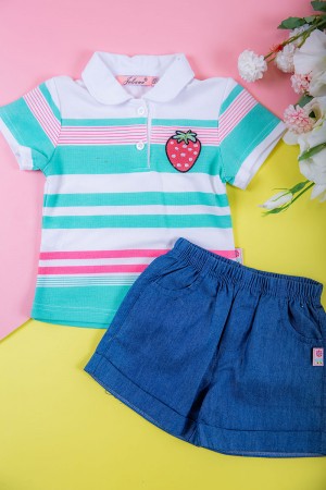 طقم بناتي قطعتين بلوزة مخططة متعدده الالوان بأزرار من الأمام مع شورت جينز بخصر مطاطي و جيوب من الجانبين