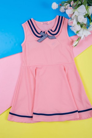 فستان بناتي متعدد الاوان بدون أكمام مخطط في الياقة و الأسفل و مزين بفيونكة في الأمام 