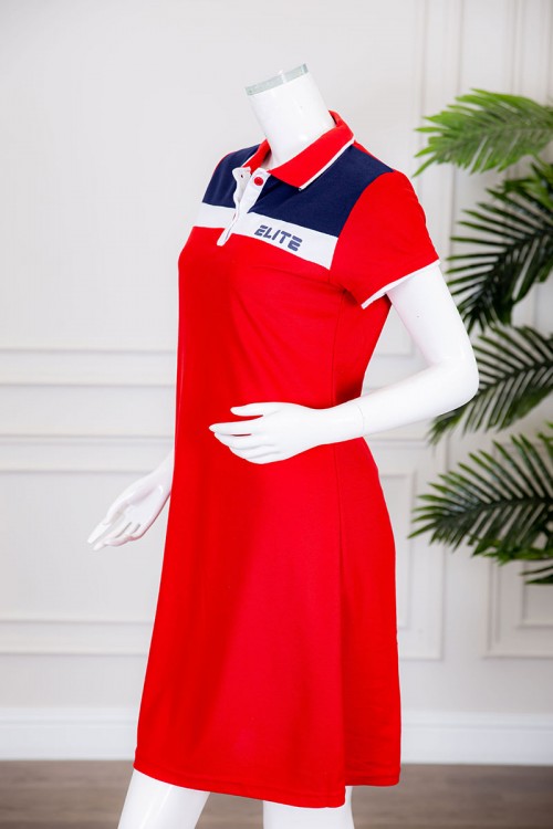 قميص نسائي ميدي متعدد الألوان بياقة مطوية بأزرار و كتابة من الأمام ذو أكمام قصيرة