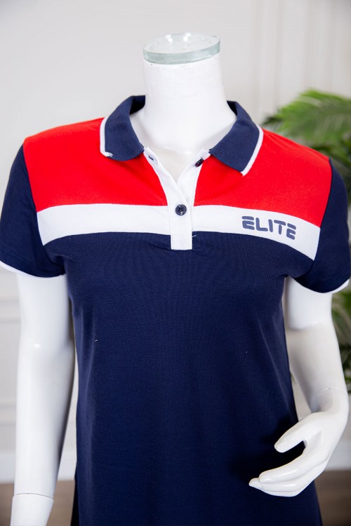 قميص نسائي ميدي متعدد الألوان بياقة مطوية بأزرار و كتابة من الأمام ذو أكمام قصيرة