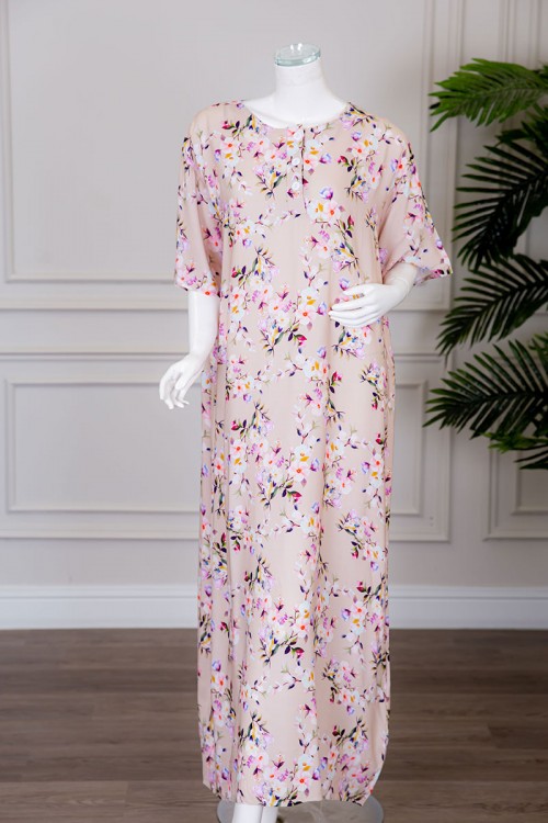 قميص نسائي طويل لون بيج مشجر بياقة دائرية بأزرار من الأمام ذو أكمام قصيرة