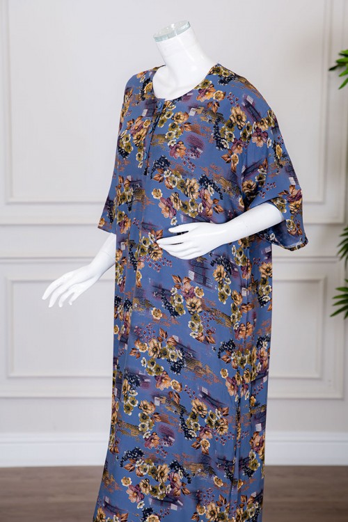 قميص نسائي طويل لون أزرق مشجر بياقة دائرية بأزرار من الأمام ذو أكمام قصيرة