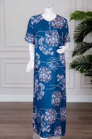 قميص نسائي طويل لون أزرق مزين بالورود ياقة دائرية بأزرار من الأمام ذو أكمام قصيرة 