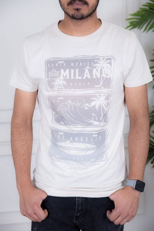تيشيرت رجالي لون أبيض مزين برسومات و كتابات من الأمام
