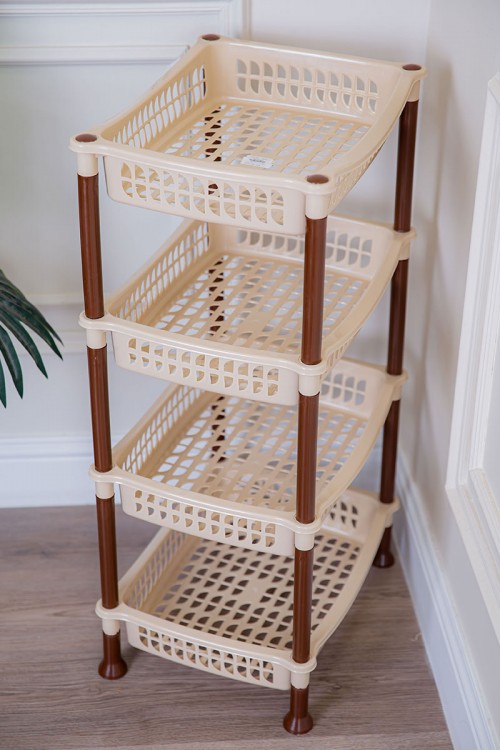 سلة خضار بلاستيك لون بيج مستطيلة 4 رفوف مخرمة