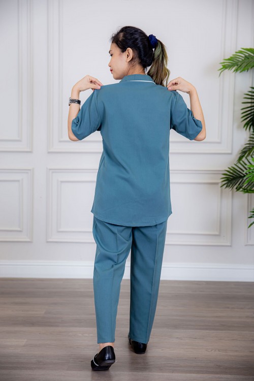 زي عاملة قطعتين متعددة الألوان بلوزة بياقة مطوية جيوب و أزرار من الأمام ذو أكمام ميدي و بنطلون طويل