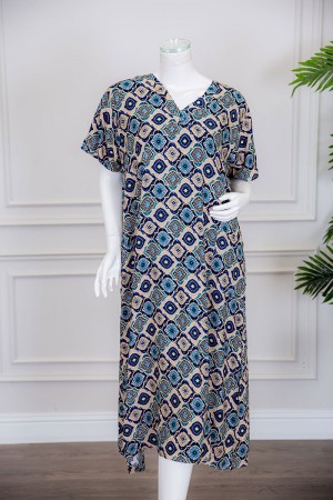 قميص نسائي ميدي بطبعات ملونة ياقة قصة سبعة ذو أكمام قصيرة