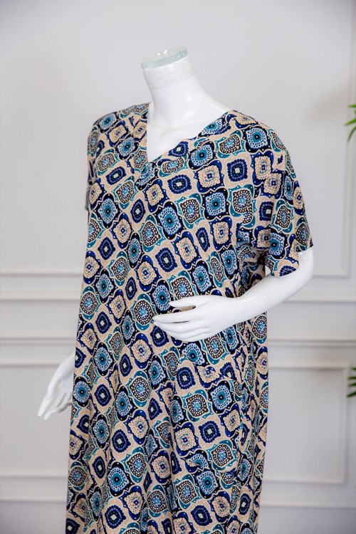 قميص نسائي ميدي بطبعات ملونة ياقة قصة سبعة ذو أكمام قصيرة