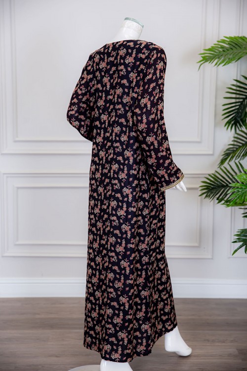 قميص نسائي طويل لون أسود مشجر بياقة كلفة مطرزة ذو أكمام طويلة