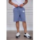 شورت رجالي لون سماوي بجيوب من الجانبين مزين بطبعة من الأمام ذو رباط في الخصر