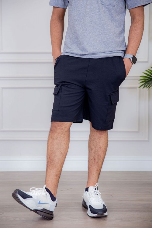 شورت رجالي لون أٍسود بجيوب من الجانبين و برباط في الخصر