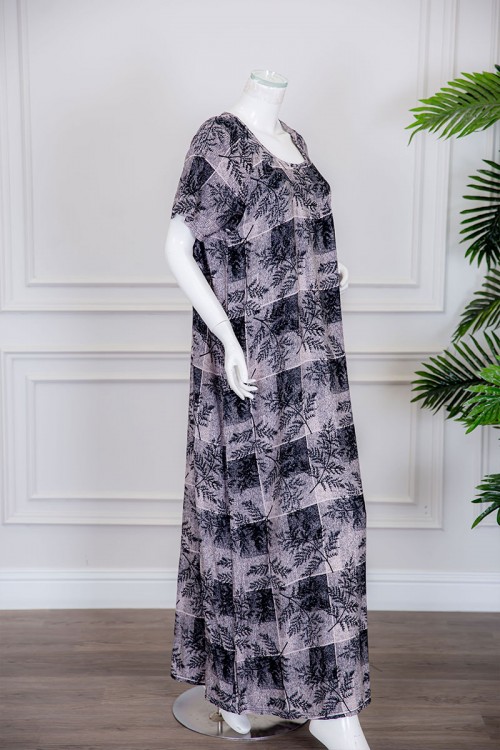 قميص نسائي طويل لون رمادي مزين بمربعات و أغصان الشجر ذو ياقة دائرية و أكمام قصيرة