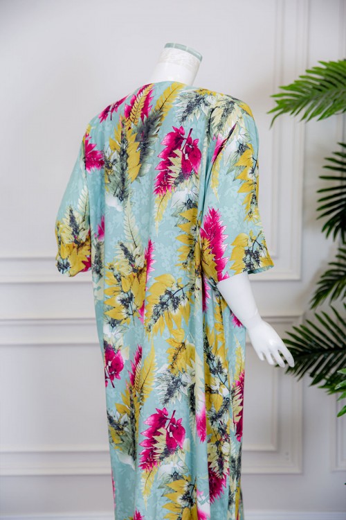 قميص نسائي لون تيفاني فاتح مشجر ياقة مطرزة باللون الذهبي و أكمام ميدي