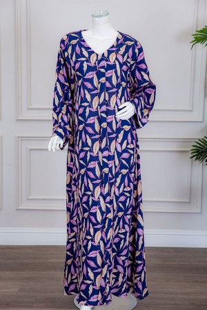 جلابية نسائية طويلة لون كحلي مشجر باللون البيج و الوردي ياقة بقصة سبعة و أكمام طويلة 